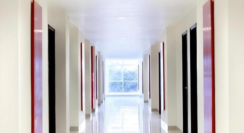 Amaris Hotel Pakuan Bogor Exterior foto